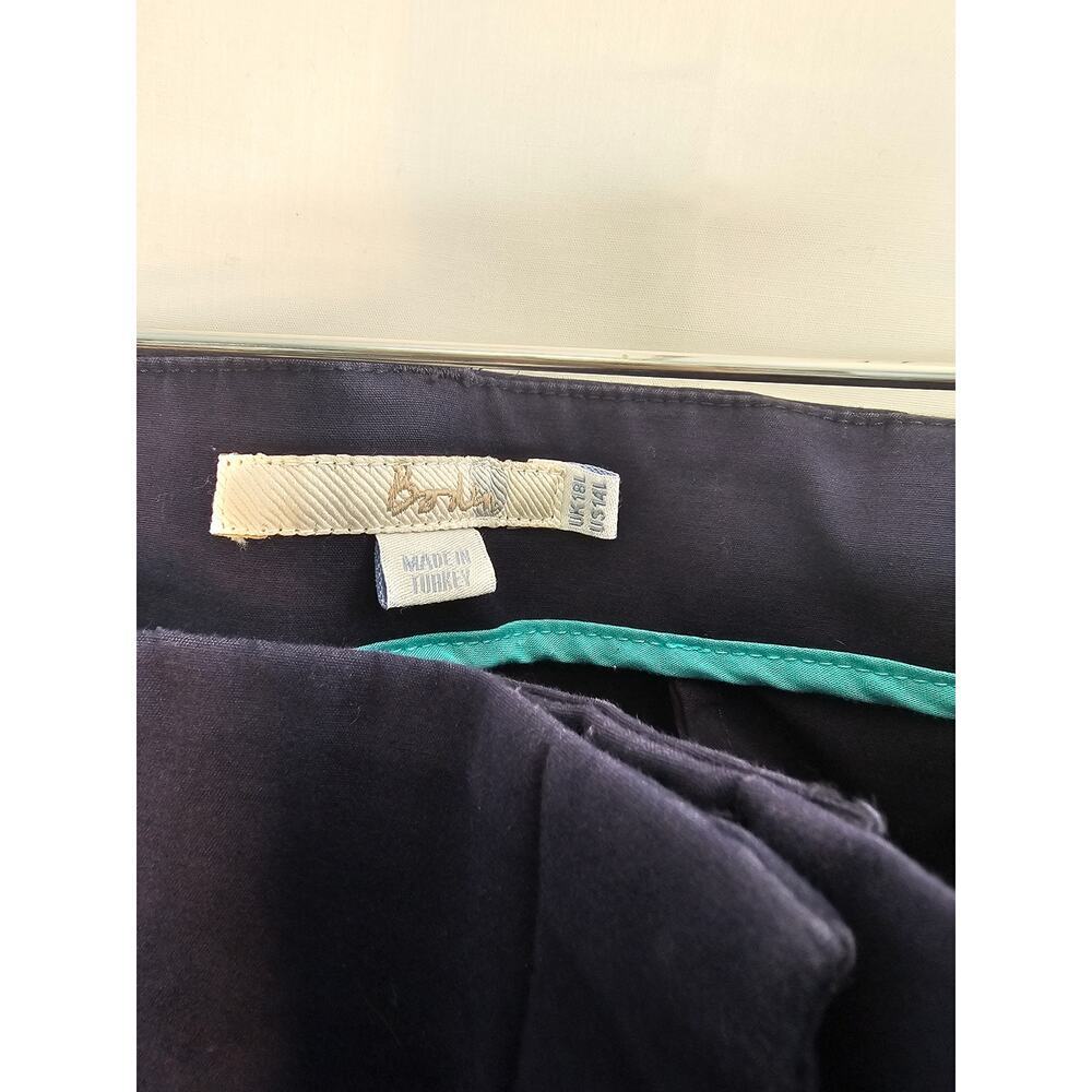 Boden Women's Navy Blue Straight Leg  Chelsea Trousers size 14L US,Uk18L - Picture 4 of 8